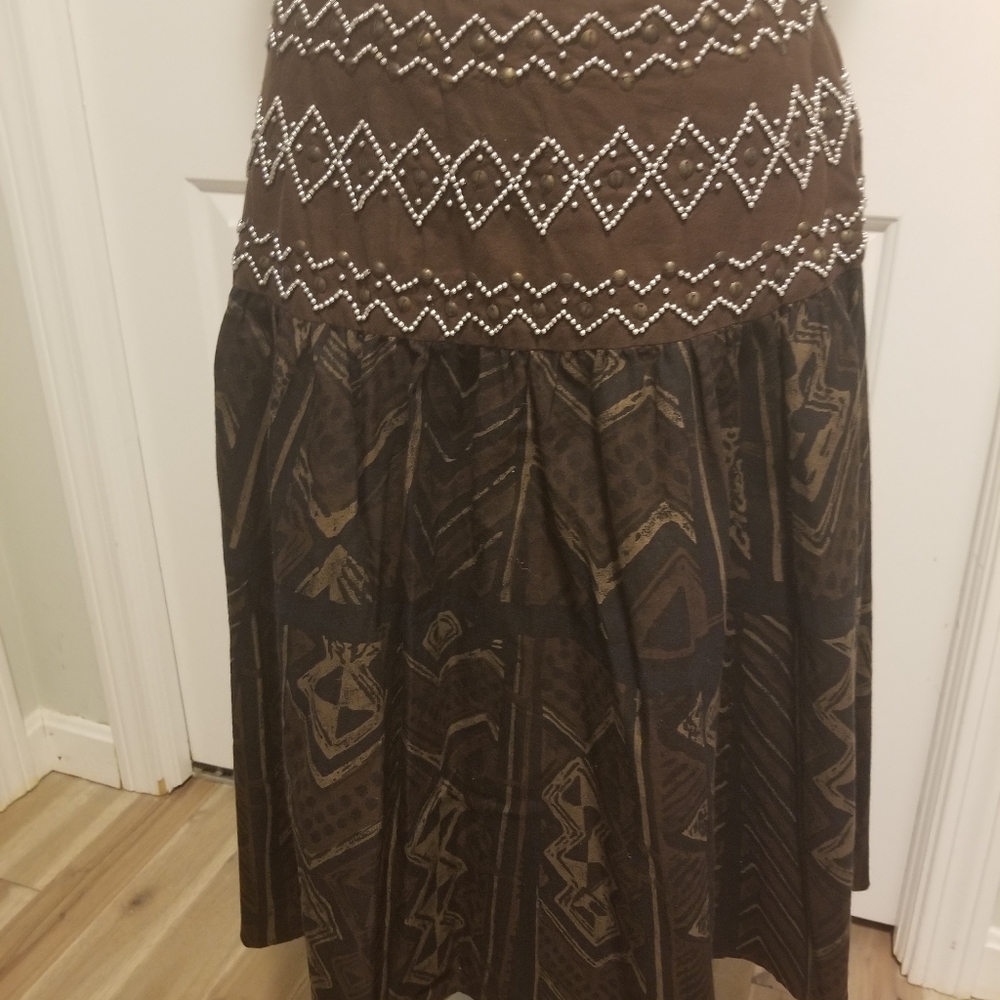 Unique embroidered midi skirt